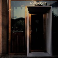 Núria Ruiz Jewelry - Oscar Tusquets Blanca