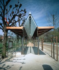 Busstop Hannover - Oscar Tusquets Blanca