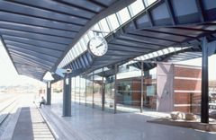 Manresa and RENFE railway stations - Oscar Tusquets Blanca