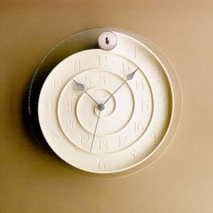 Nautilus Clock - Oscar Tusquets Blanca