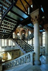 Casa de la Convalescència - Oscar Tusquets Blanca