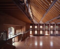 Daoiz and Velarde sports centre - Oscar Tusquets Blanca