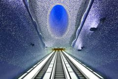 Toledo metro station - Oscar Tusquets Blanca