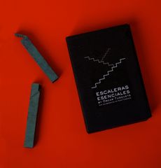 Escaleras Esenciales en bronce - Oscar Tusquets Blanca