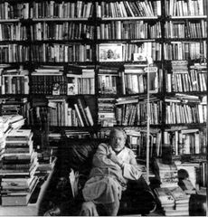 Bookshelve Cabrera Infante - Oscar Tusquets Blanca